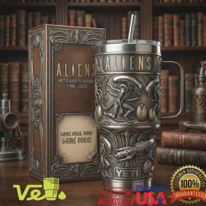 Aliens 40th Anniversary Xenomorph Embossed 40oz Tumbler